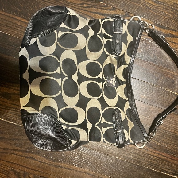 Coach bag - Picture 1 of 5
